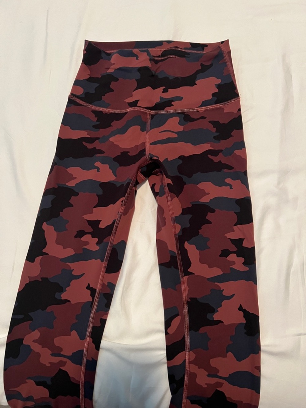 lululemon athletica High-Rise Camo Leggings - Burgundy/Black/Navy